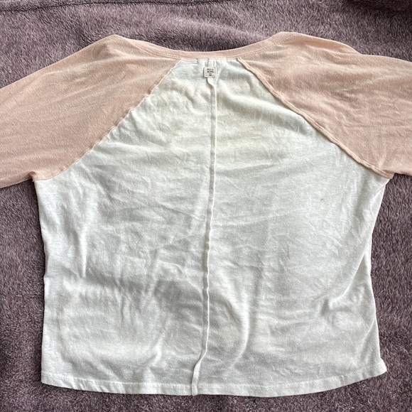 Billabong 1/2 sleeve t-shirt. - Picture 4 of 5